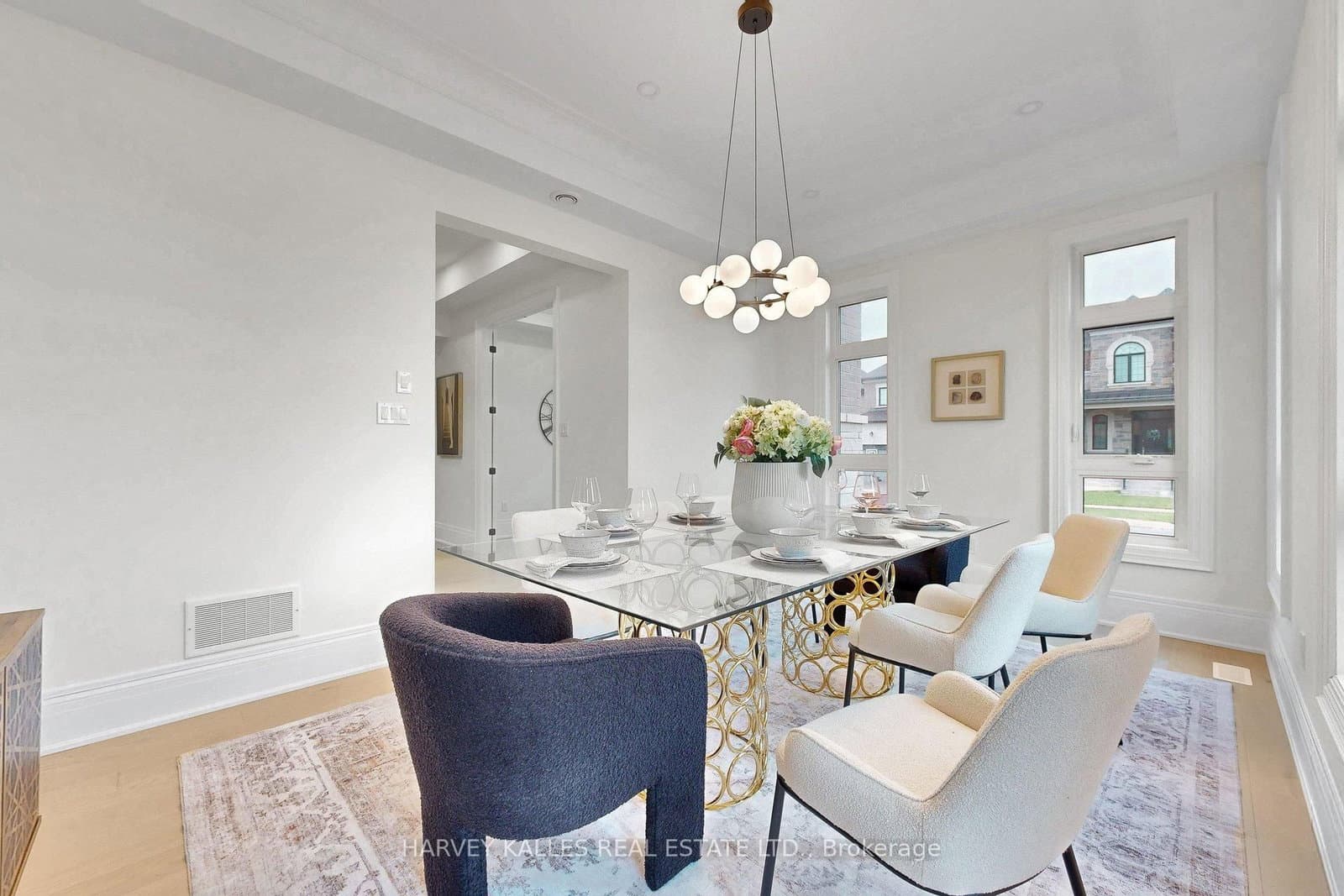 107 Winthrop Crescent thumbnail 20