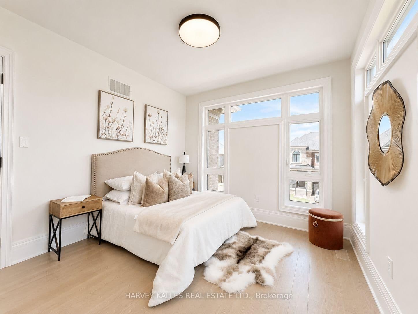107 Winthrop Crescent thumbnail 33
