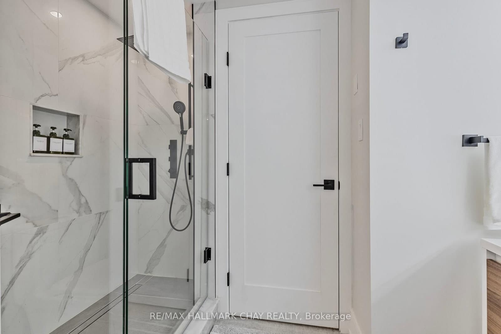 12 Tower Court, Unit Lower thumbnail 13