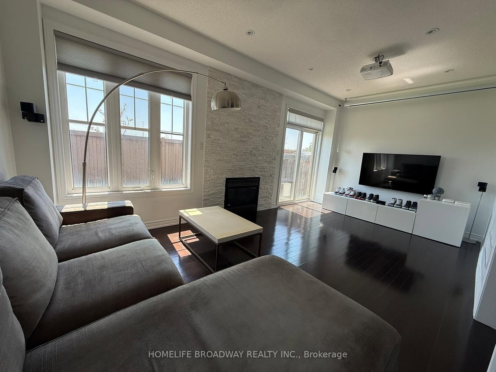 49 Staglin Court thumbnail 4