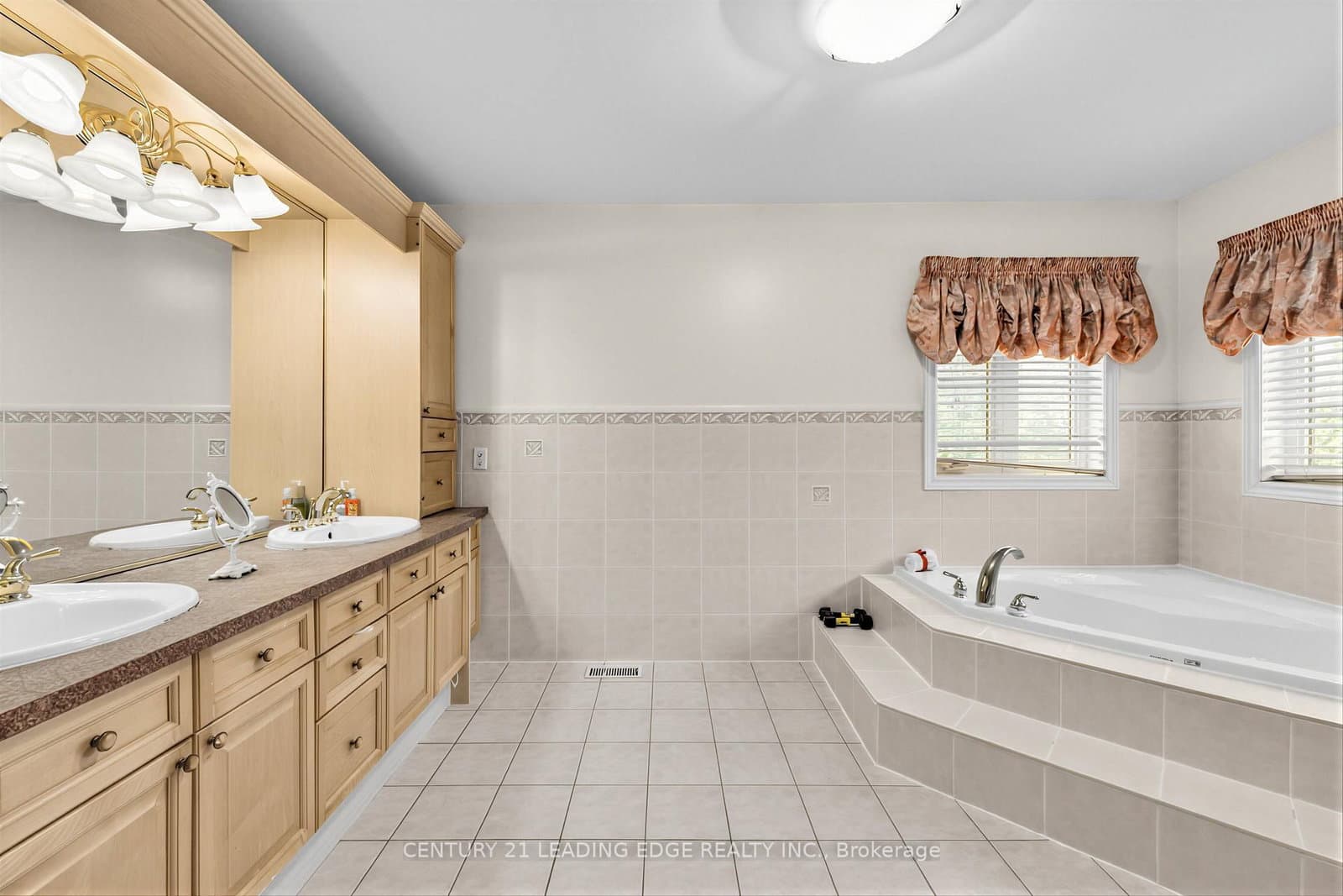 15 Upper Ridge Court thumbnail 22