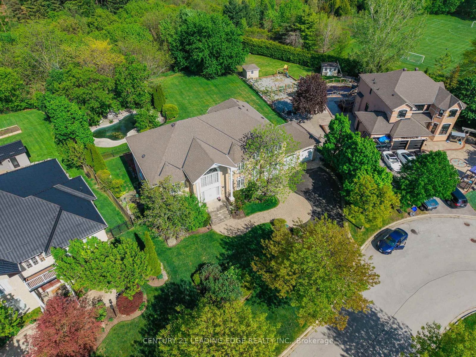 15 Upper Ridge Court thumbnail 4