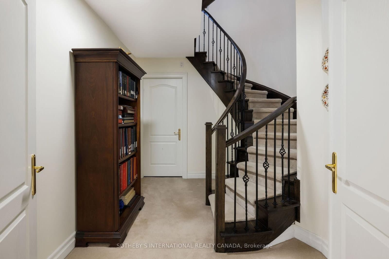 463 Crossing Bridge Place thumbnail 22