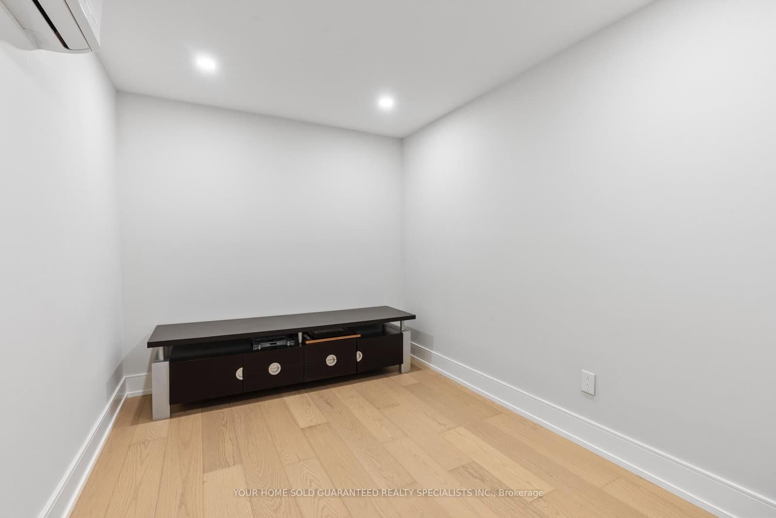 146 MILESTONE Crescent, Unit 52 thumbnail 17