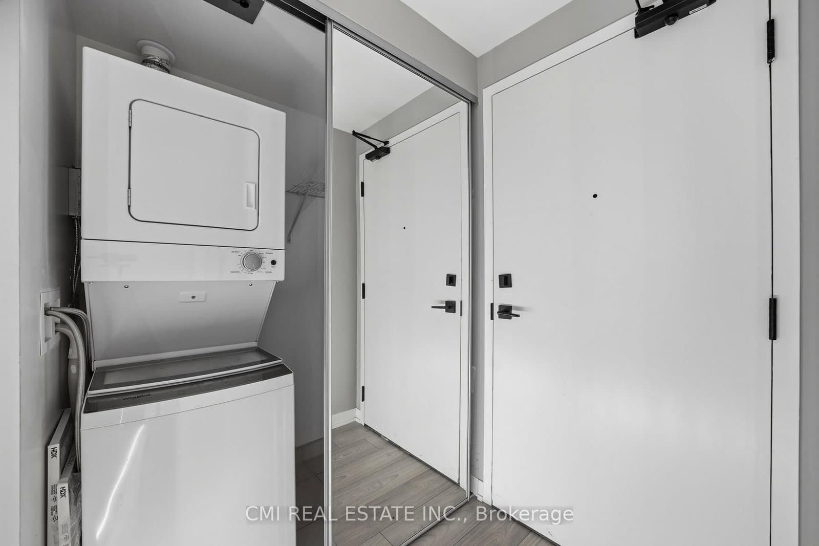 10 Abeja Street, Unit 1313 thumbnail 18