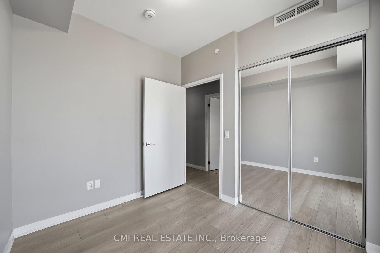 10 Abeja Street, Unit 1313 thumbnail 21