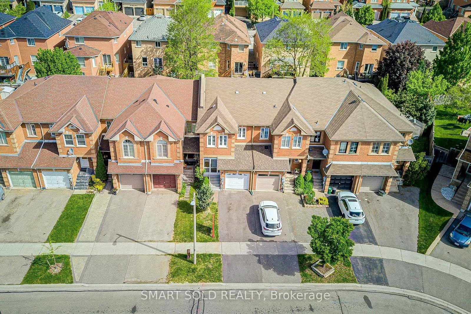 68 Denton Circle thumbnail 4