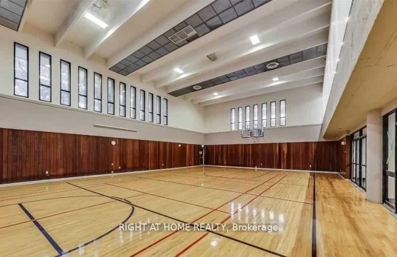 1 Royal Orchard Boulevard, Unit 803 thumbnail 23
