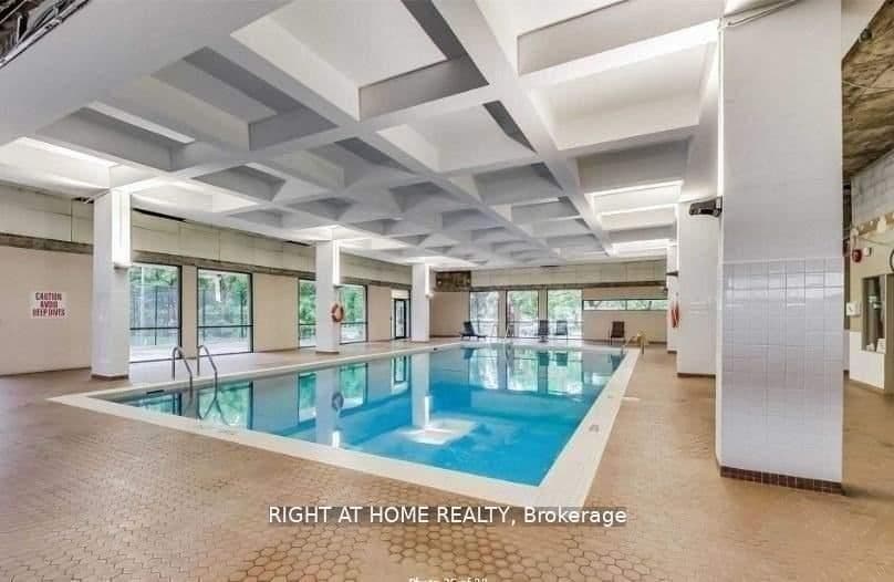 1 Royal Orchard Boulevard, Unit 803 thumbnail 24