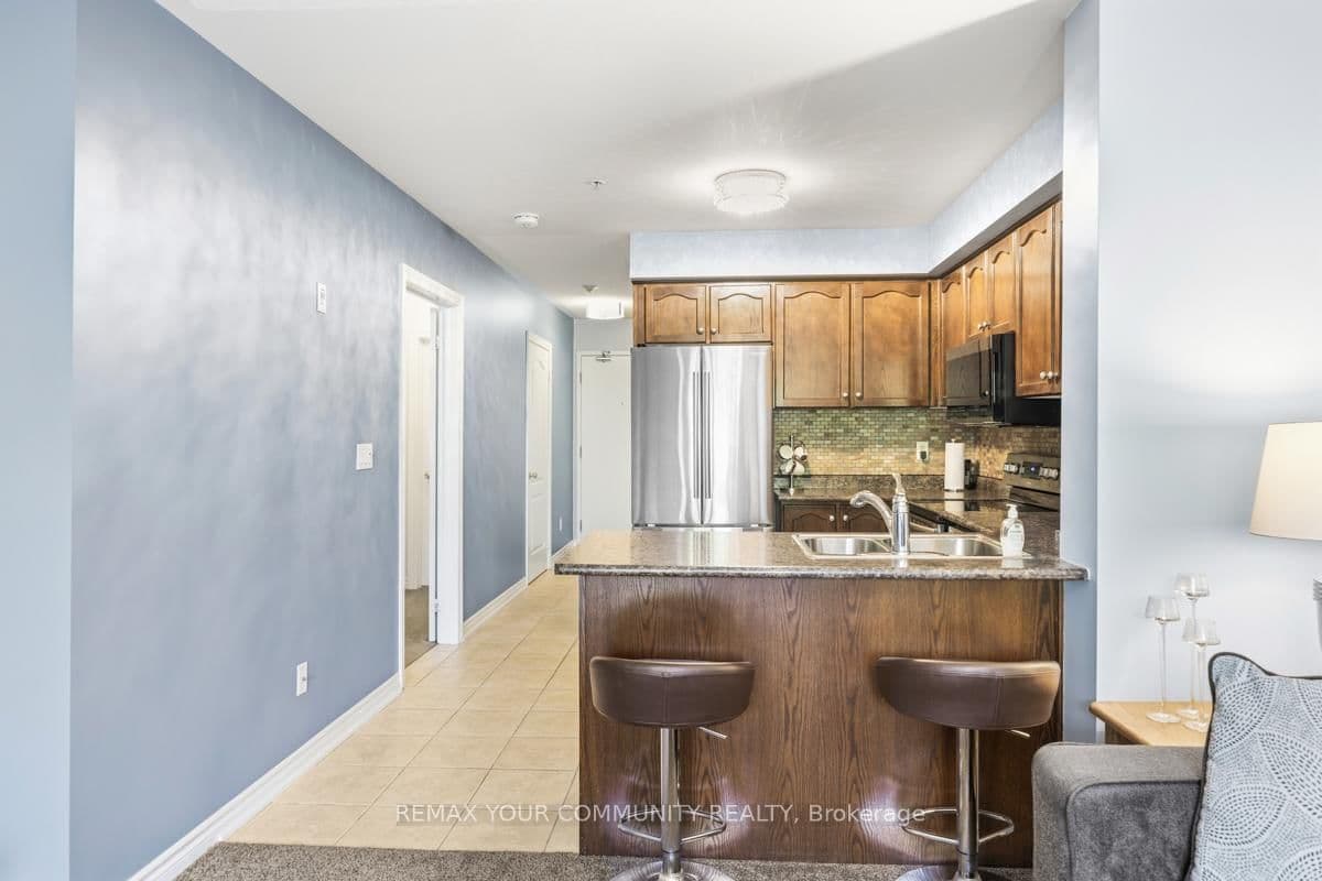 112 Simcoe Road, Unit 206 thumbnail 11
