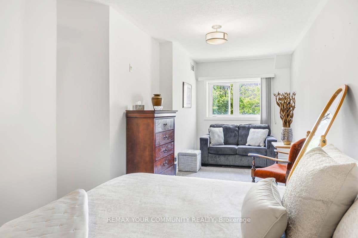 112 Simcoe Road, Unit 206 thumbnail 15
