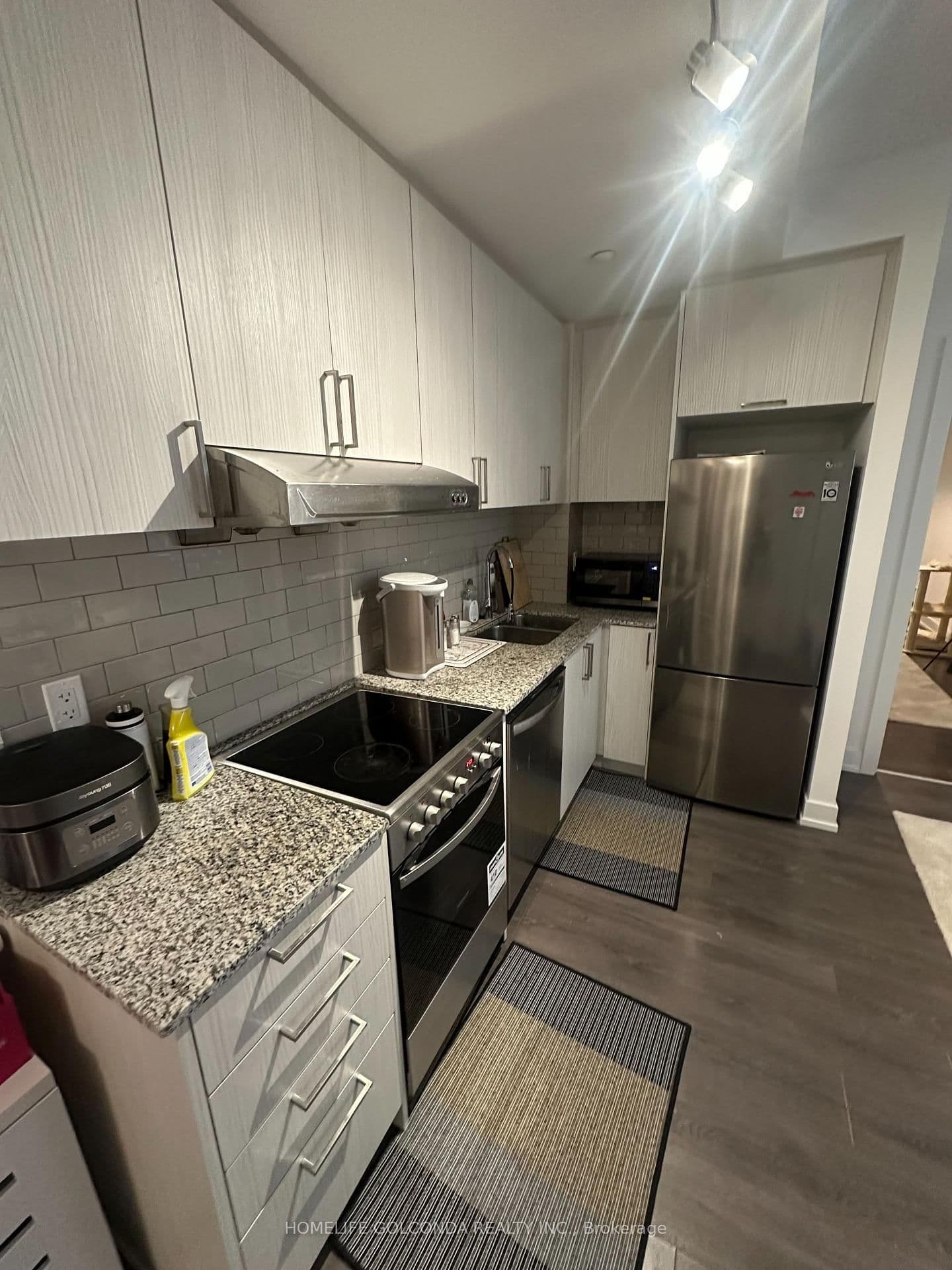 268 Buchanan Drive, Unit 605W thumbnail 4
