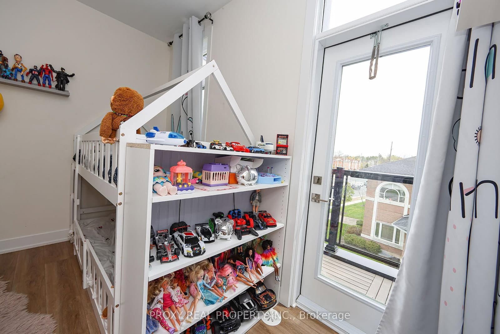 9 Phelps Lane, Unit 18 thumbnail 19