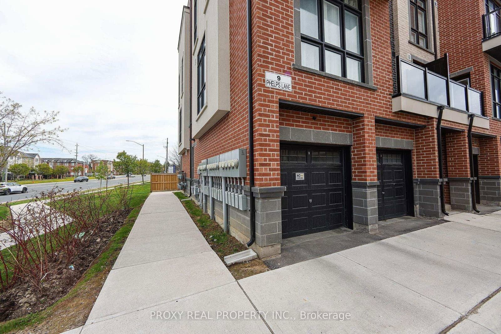 9 Phelps Lane, Unit 18 thumbnail 2