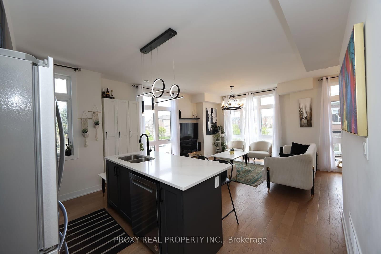 9 Phelps Lane, Unit 18 thumbnail 5