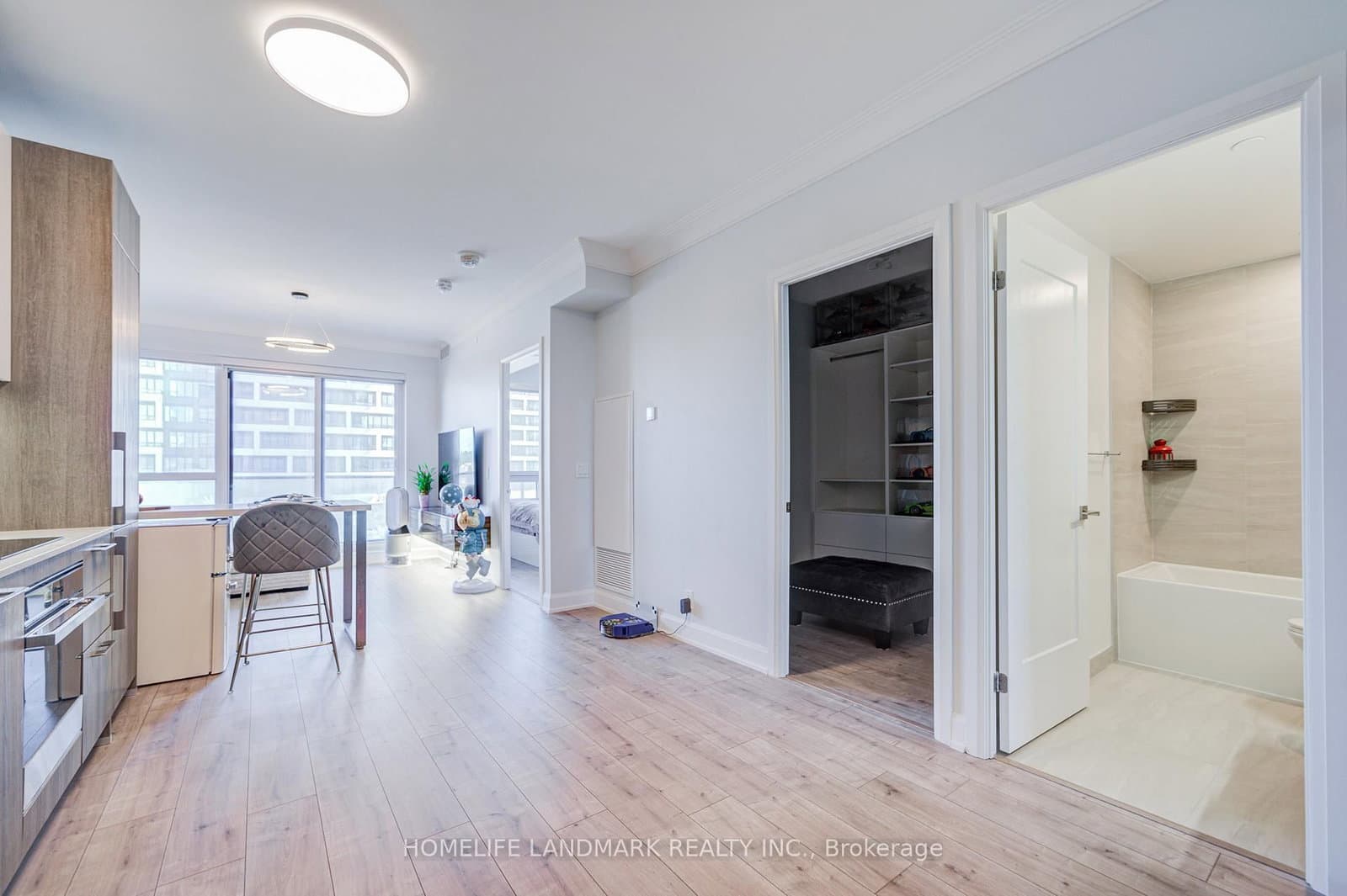 8 Water Walk Drive, Unit 308 thumbnail 12