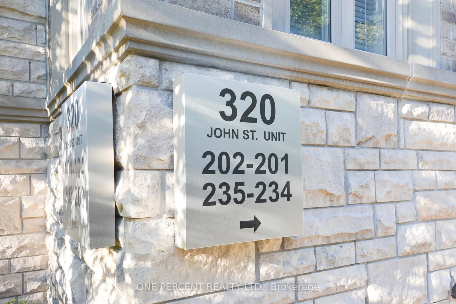 320 John Street, Unit 201 thumbnail 2