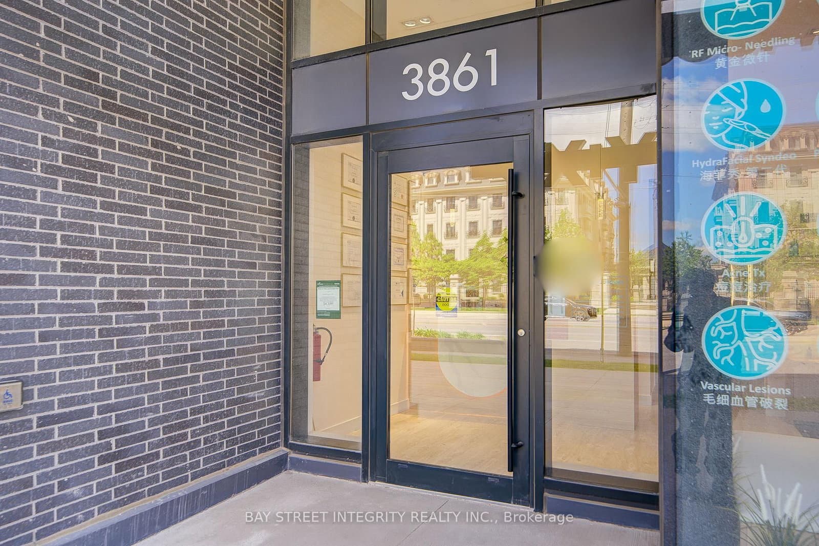 3861 Highway 7 Avenue E thumbnail 4