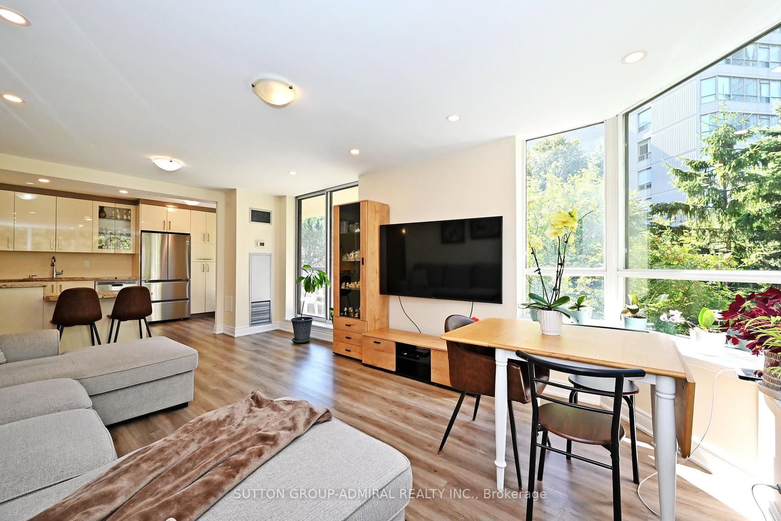91 Townsgate Drive, Unit 203 thumbnail 11