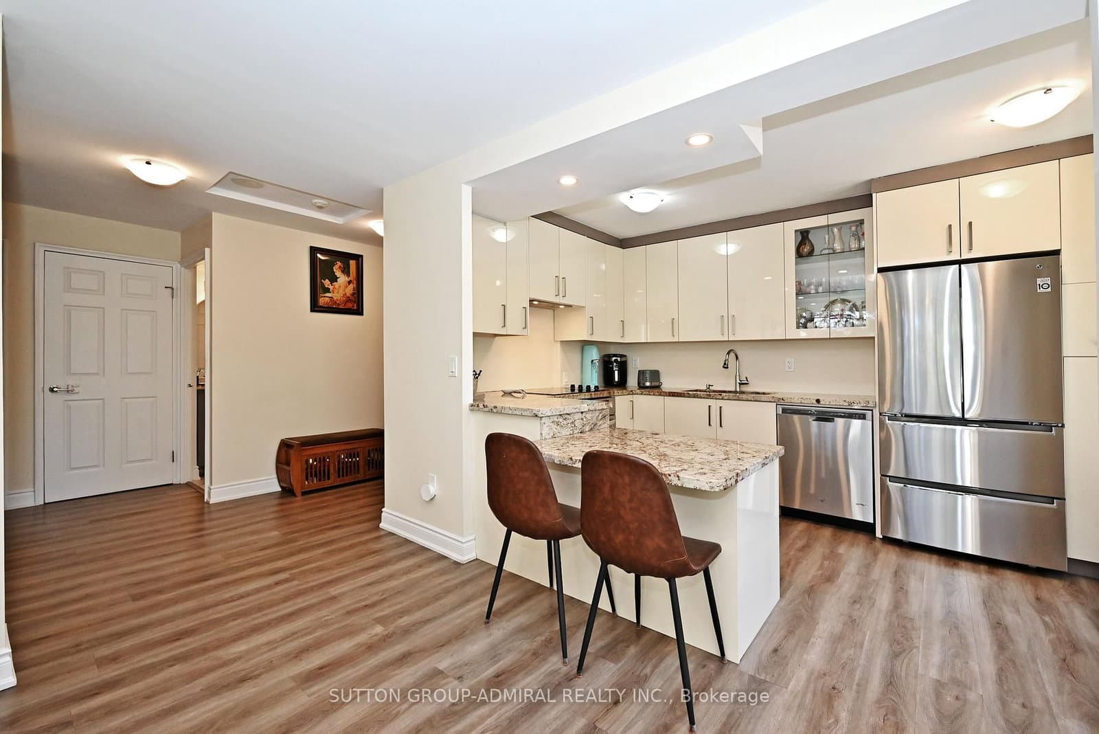91 Townsgate Drive, Unit 203 thumbnail 16