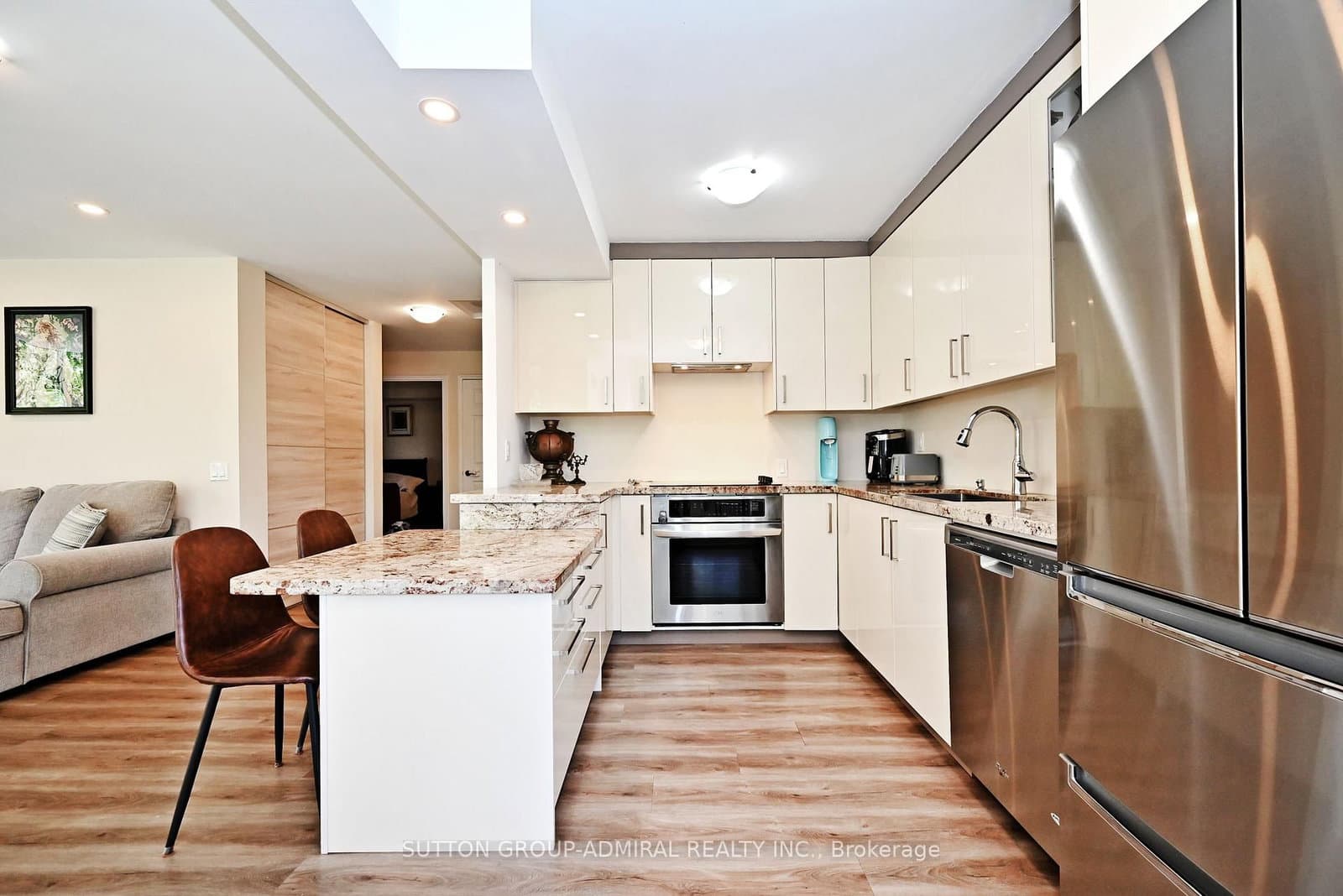 91 Townsgate Drive, Unit 203 thumbnail 19