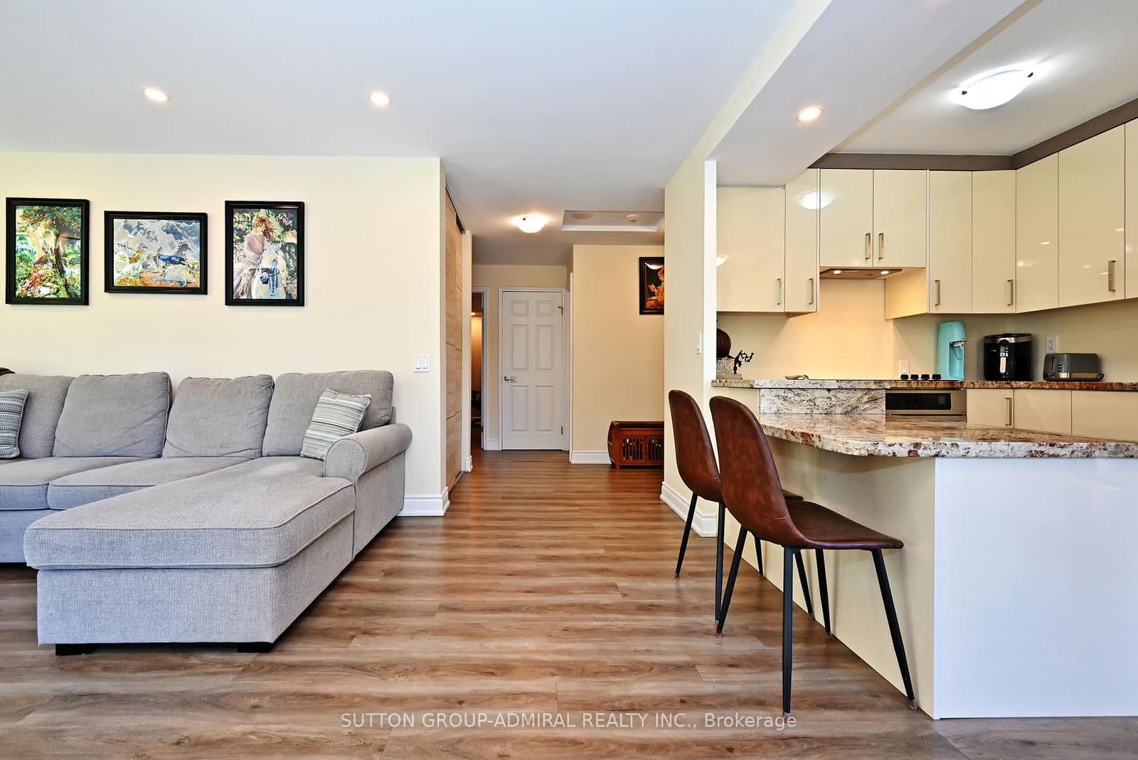 91 Townsgate Drive, Unit 203 thumbnail 23