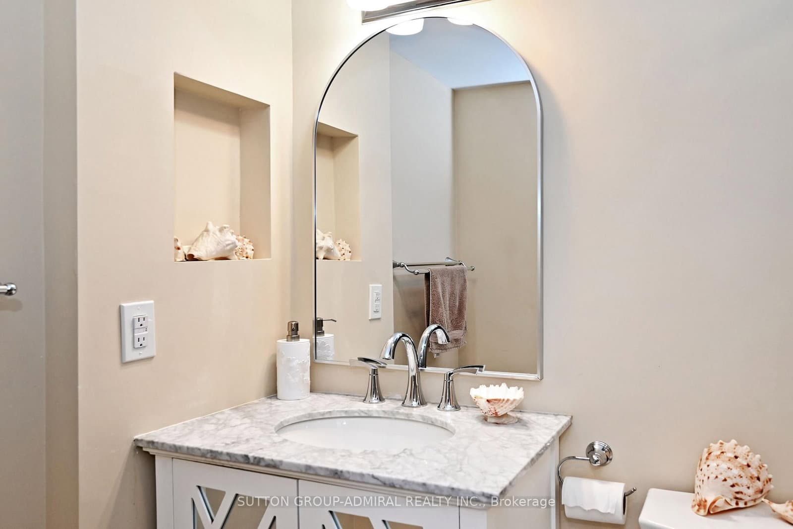 91 Townsgate Drive, Unit 203 thumbnail 31