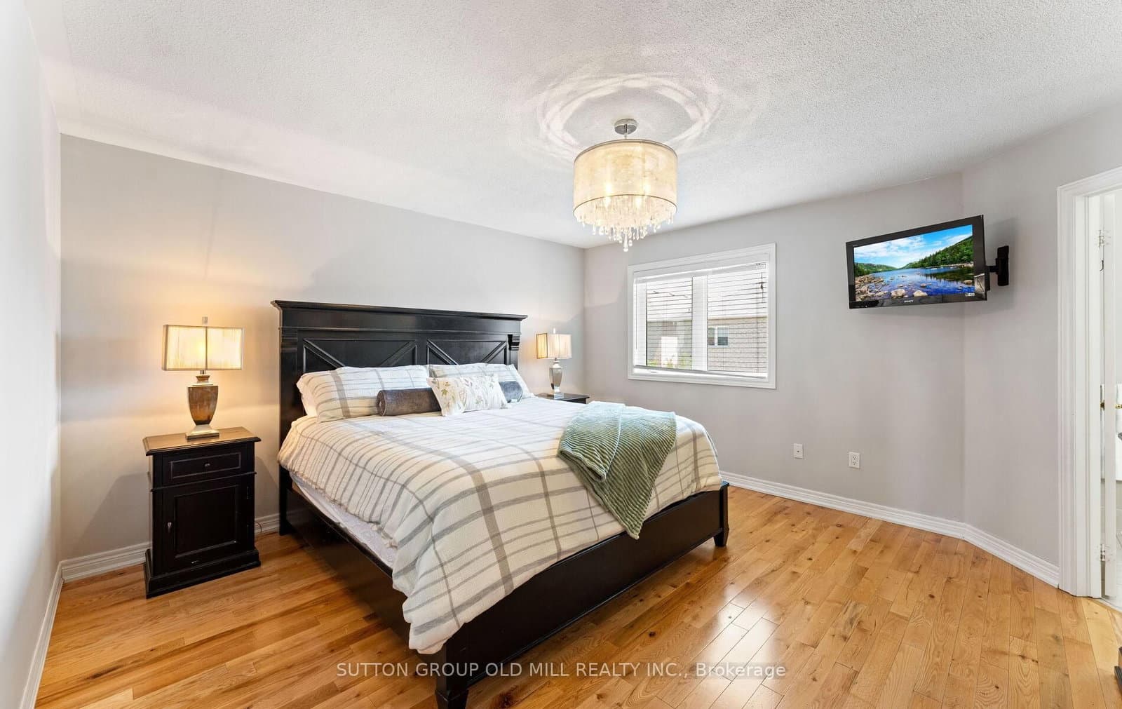 201 Vellore Park Avenue thumbnail 17