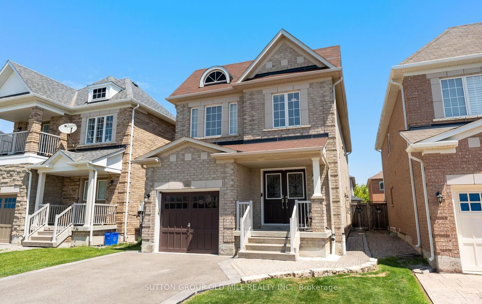 201 Vellore Park Avenue thumbnail 2