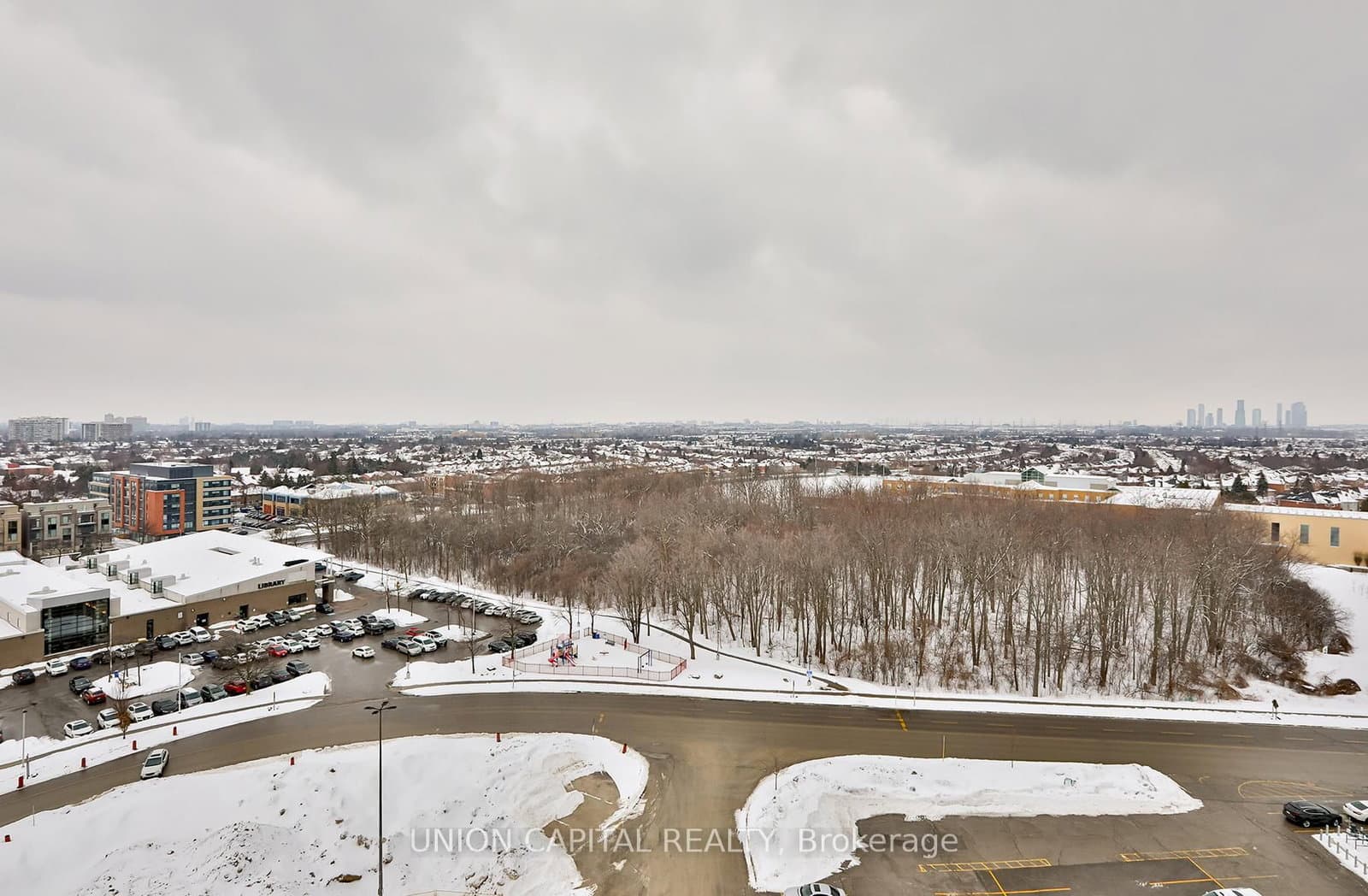 30 Upper Mall Way, Unit 1002 thumbnail 19