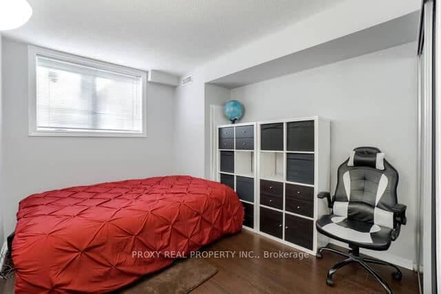 75 Weldrick Road E, Unit 829 thumbnail 8