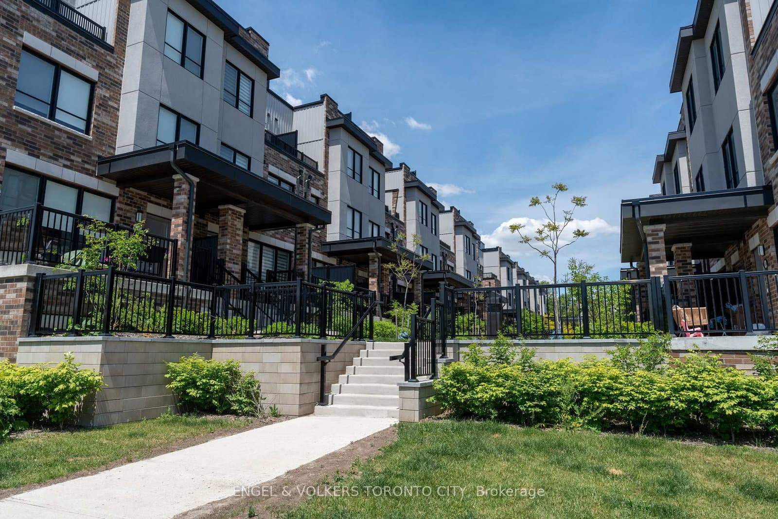 50 Baynes Way, Unit 5 thumbnail 2