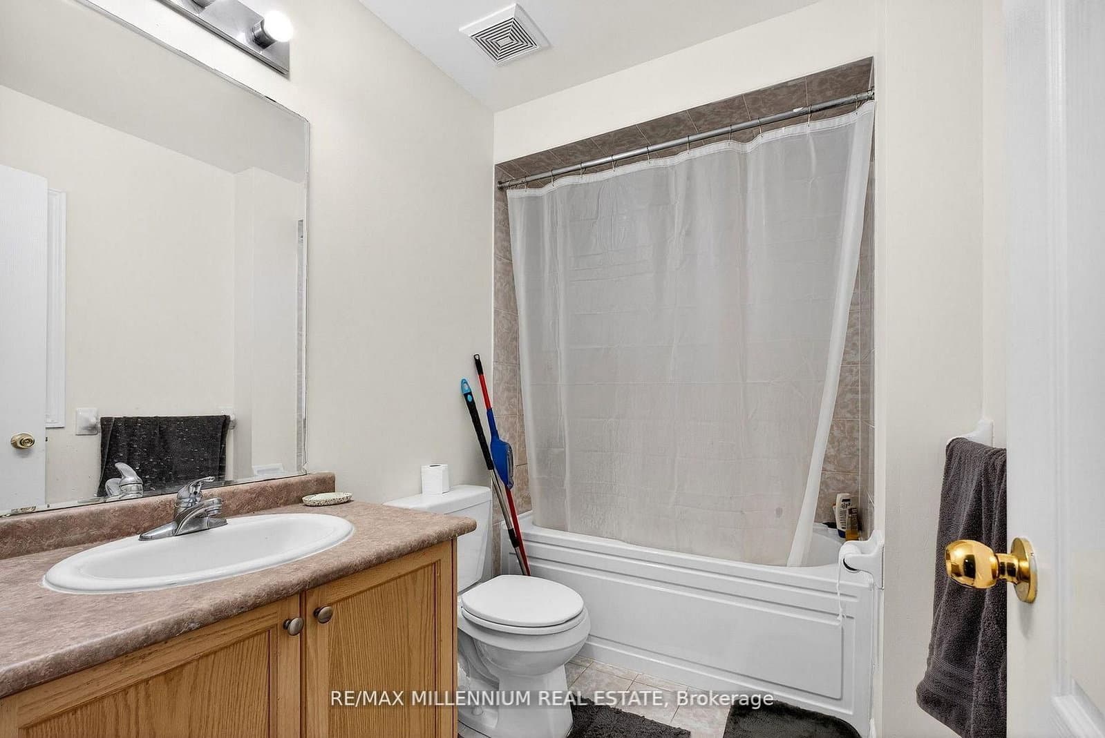 75 Twin Hill Crescent thumbnail 30