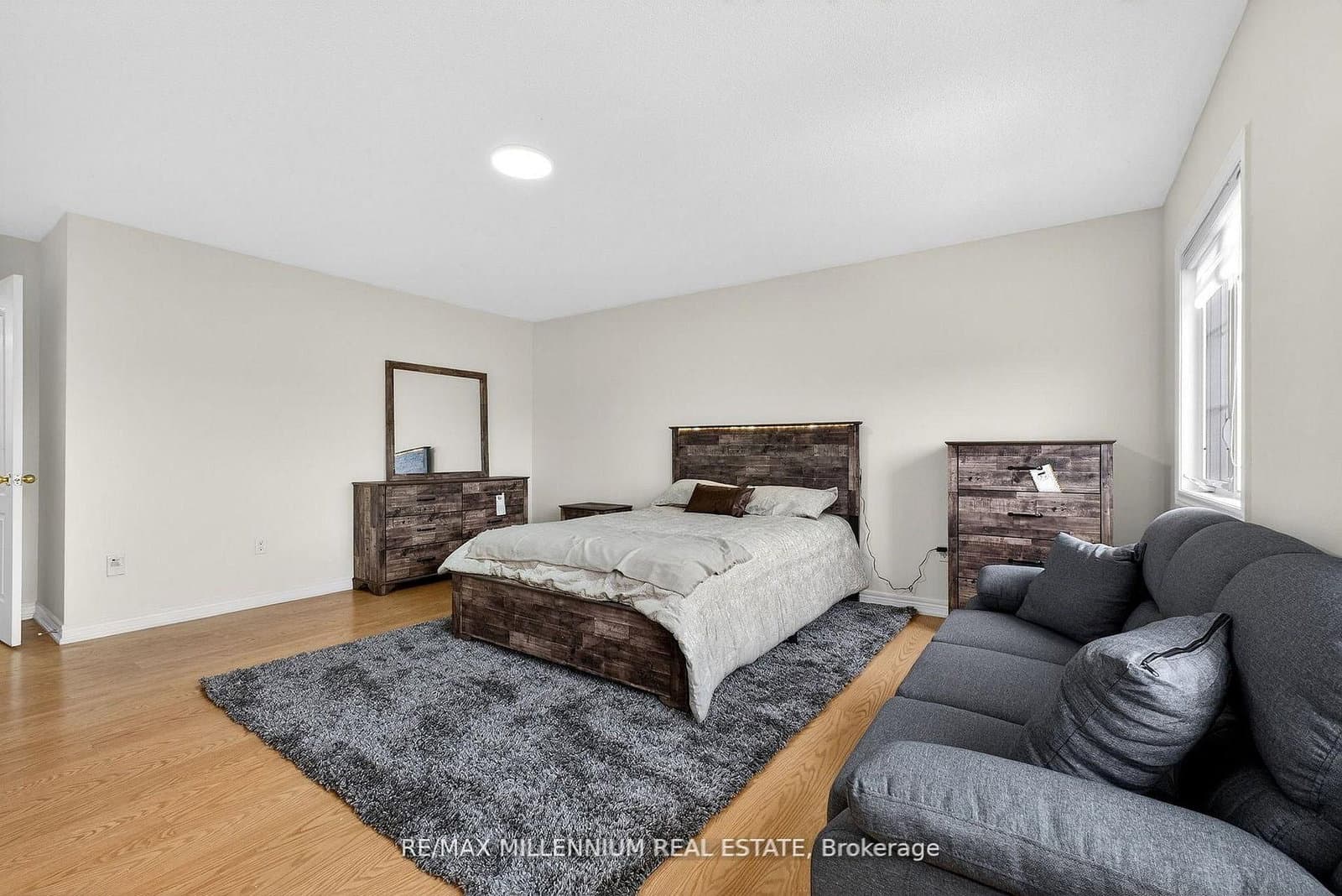 75 Twin Hill Crescent thumbnail 33
