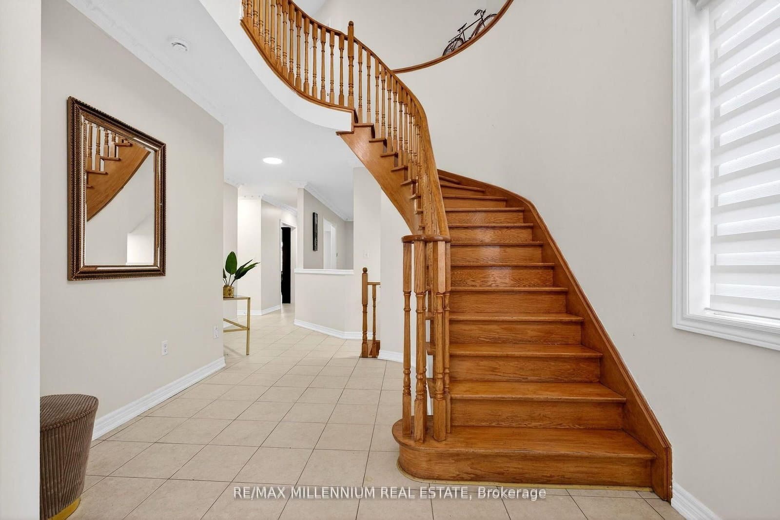 75 Twin Hill Crescent thumbnail 4
