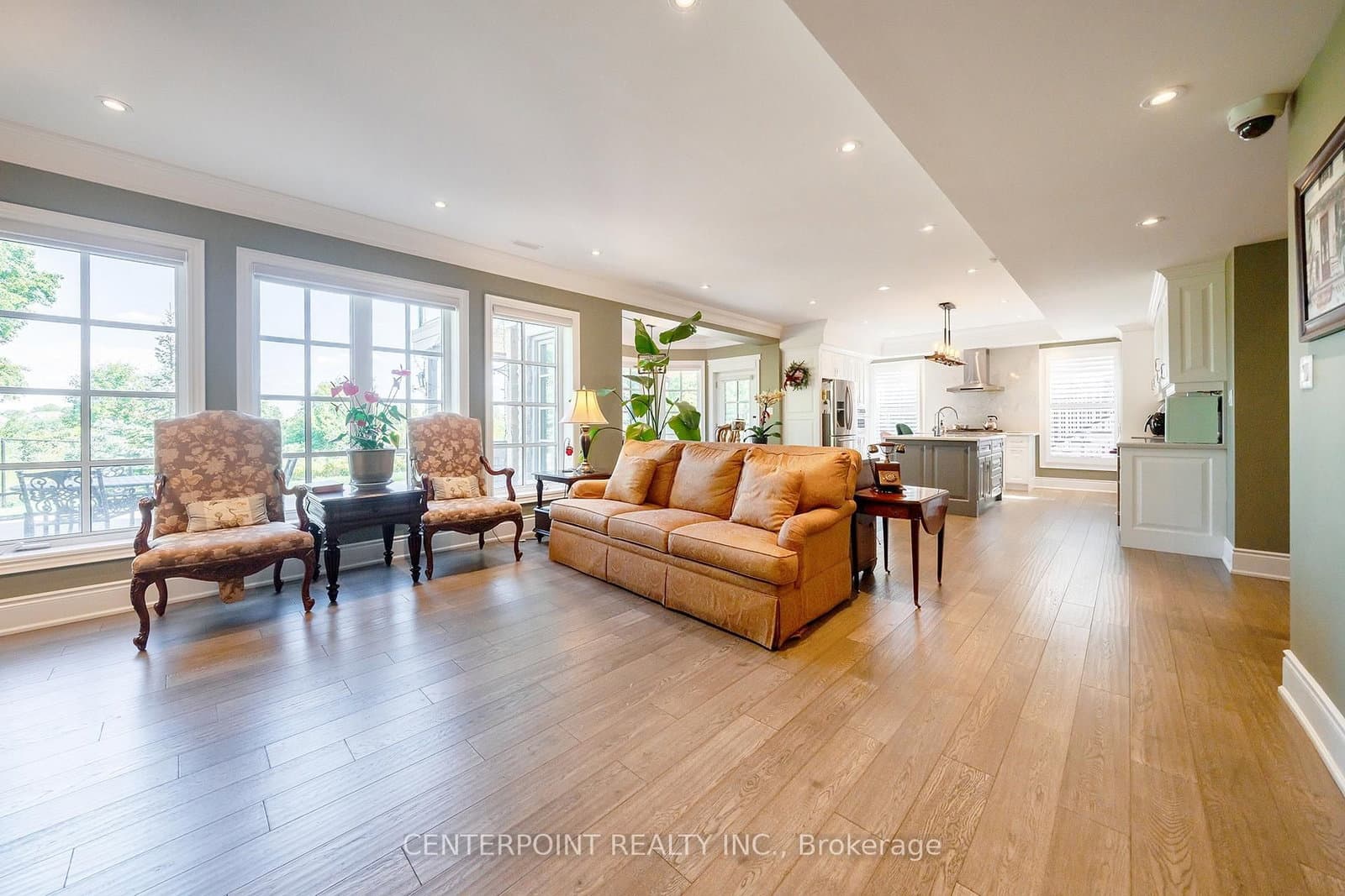 190 Angus Glen Boulevard thumbnail 19