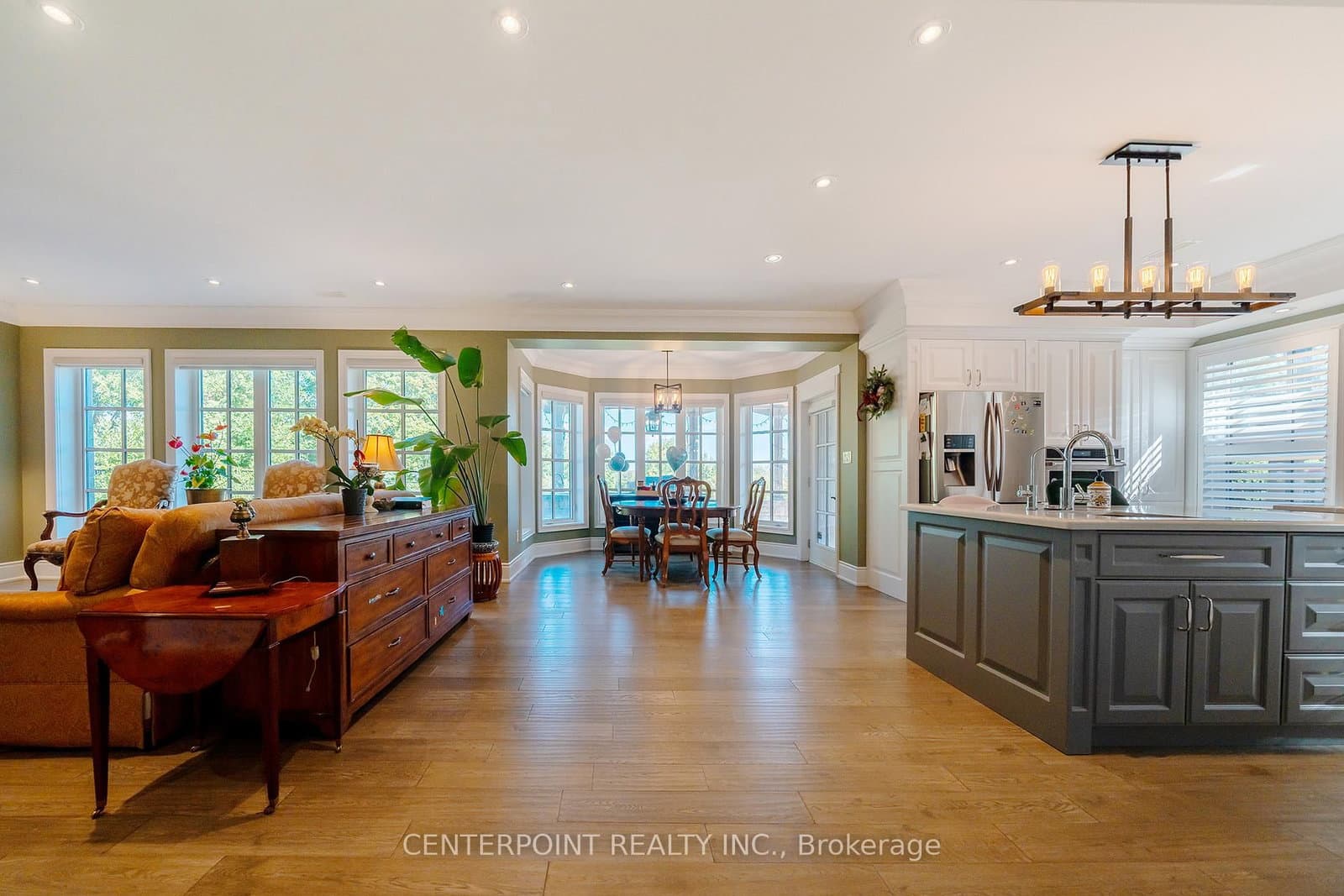 190 Angus Glen Boulevard thumbnail 20