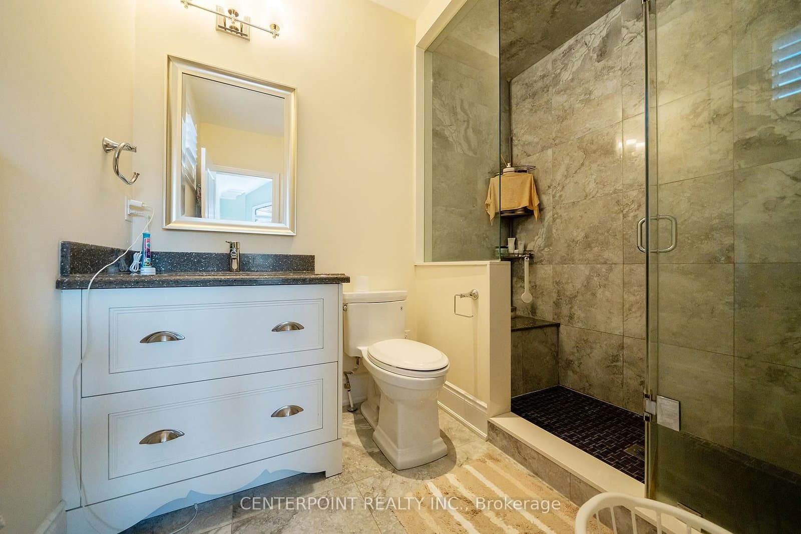 190 Angus Glen Boulevard thumbnail 32