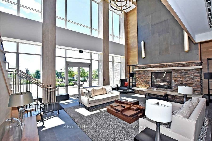 15 Stollery Pond Crescent, Unit 612 thumbnail 3
