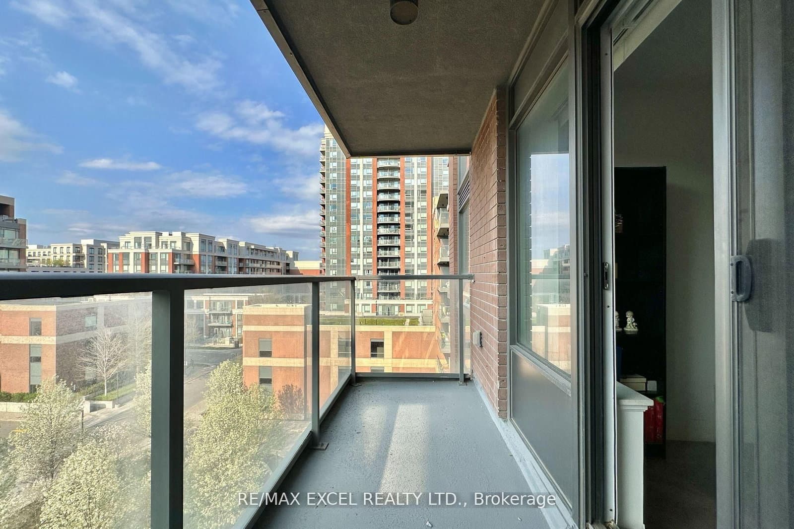 18 Uptown Drive, Unit 703 thumbnail 23