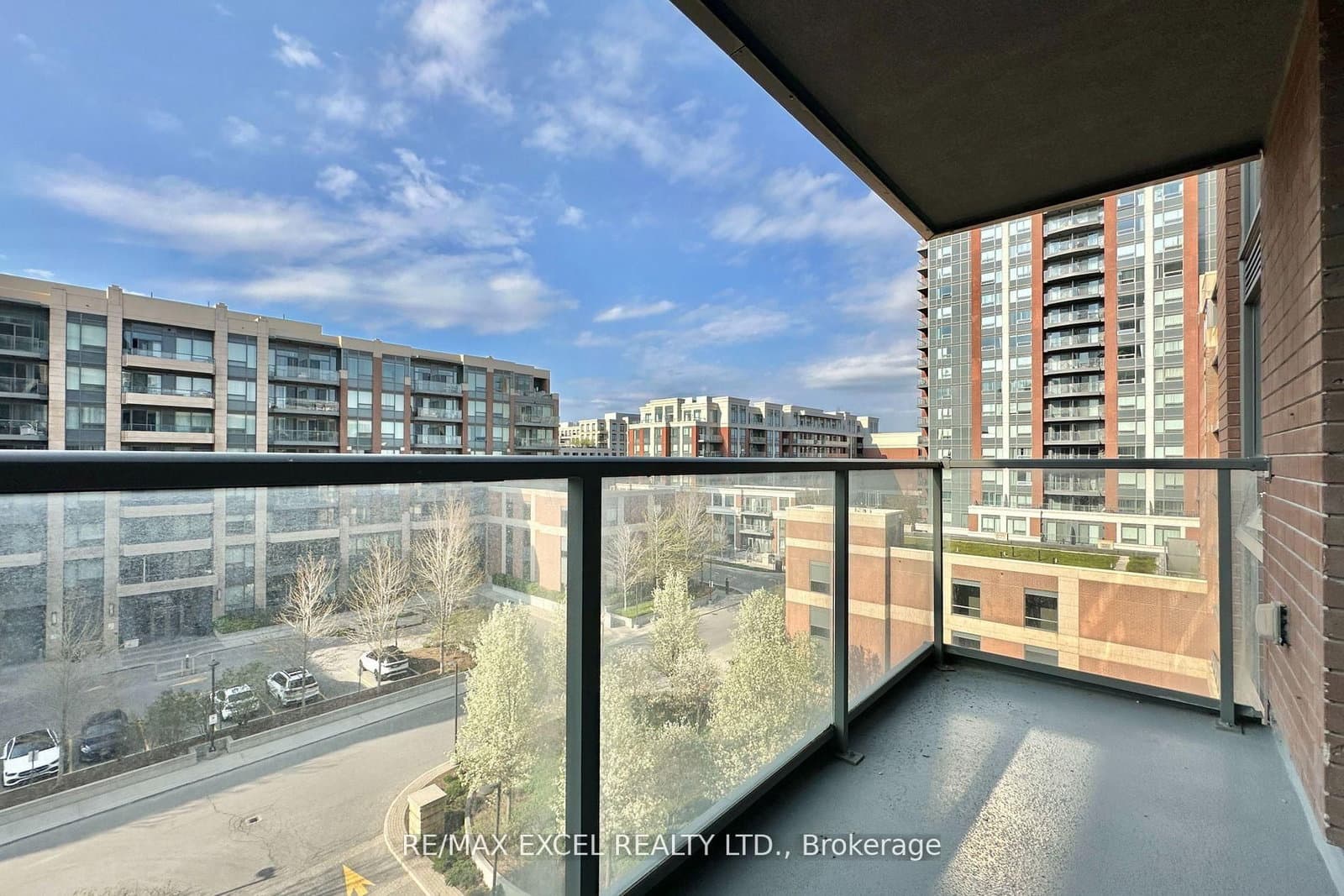 18 Uptown Drive, Unit 703 thumbnail 24