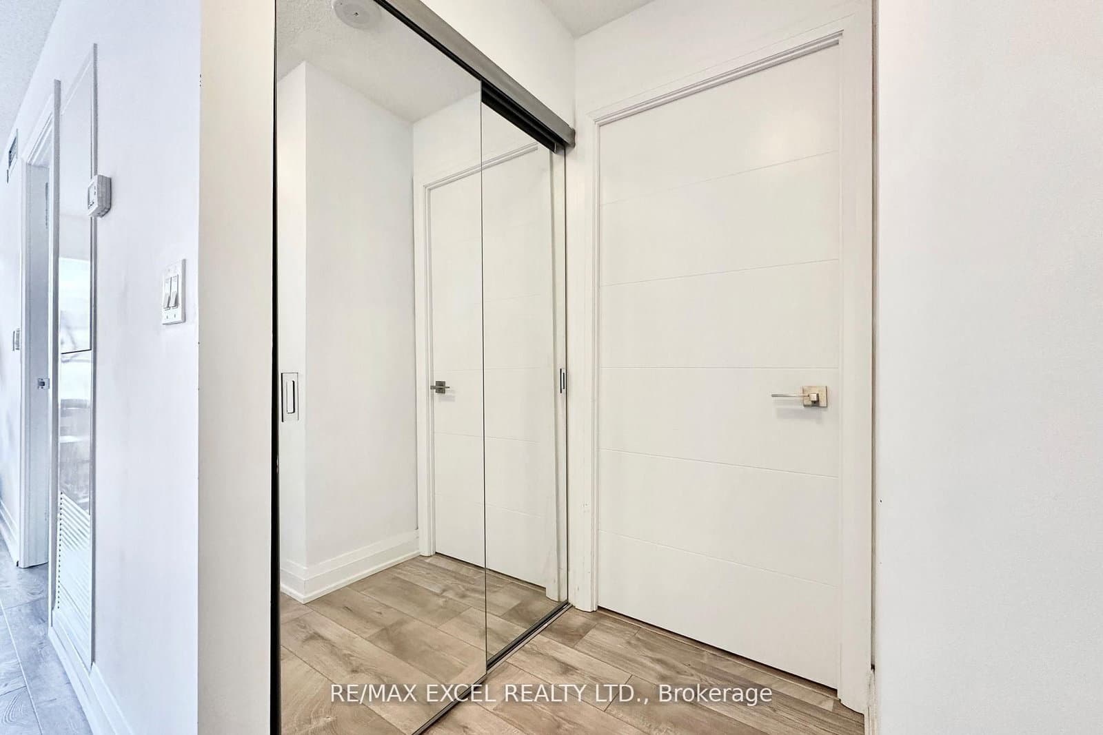 18 Uptown Drive, Unit 703 thumbnail 8