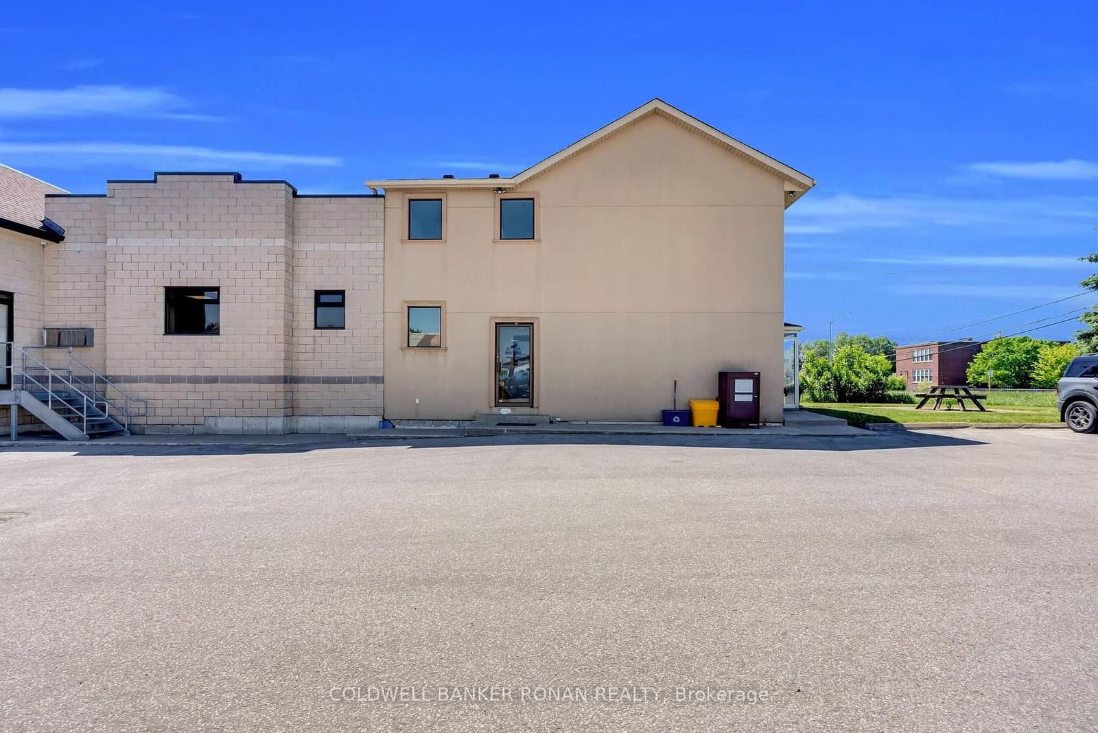 17045 Highway 27, Unit 2 thumbnail 5