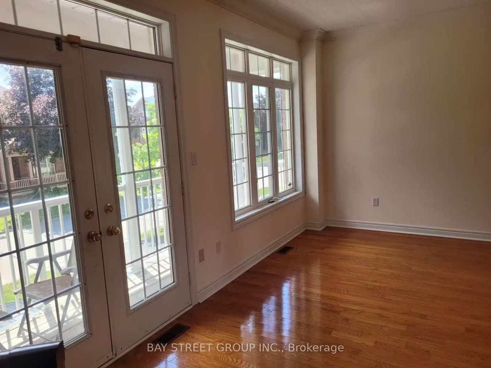 118 Gable Avenue thumbnail 6