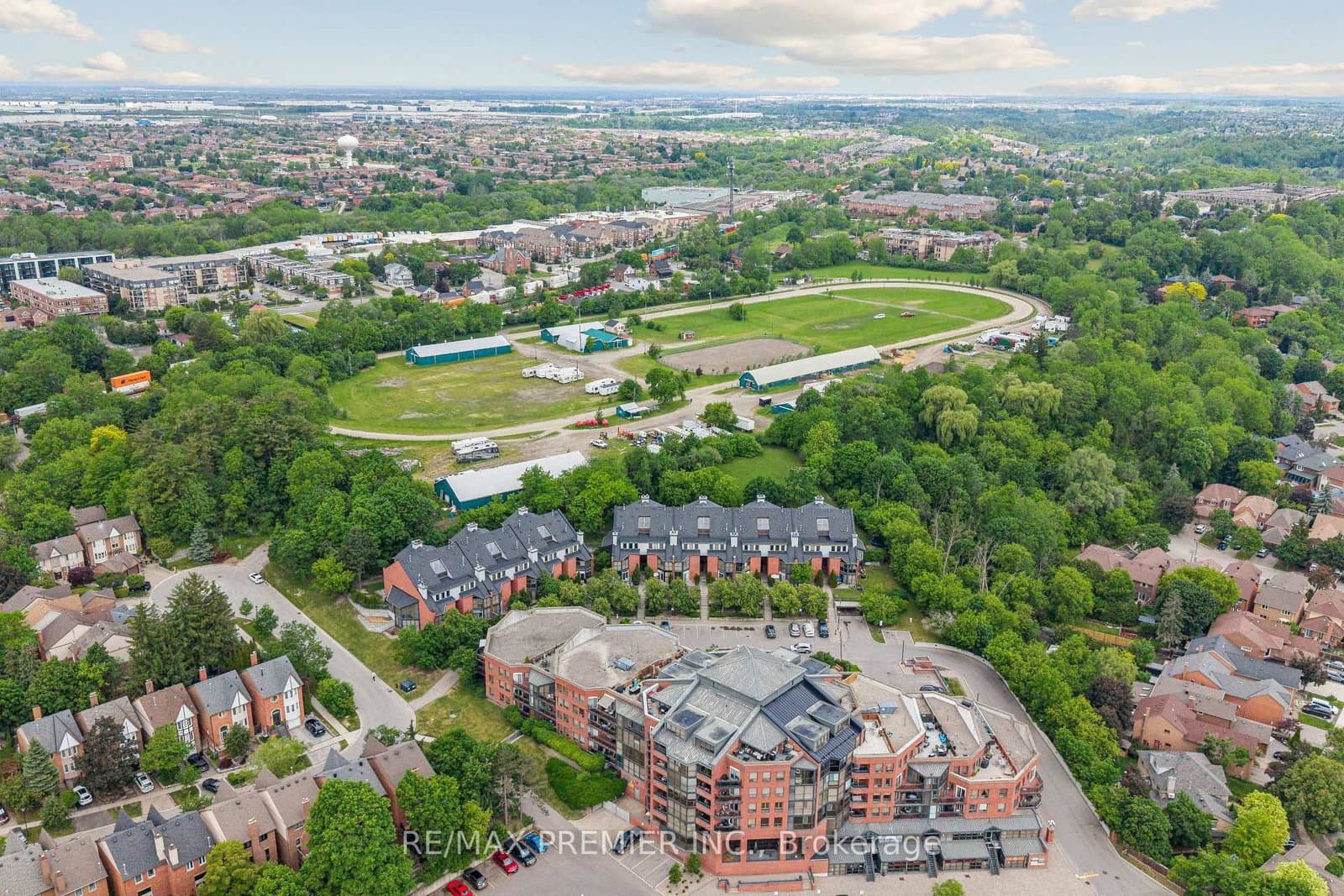 100 Arbors Lane, Unit 8 thumbnail 24