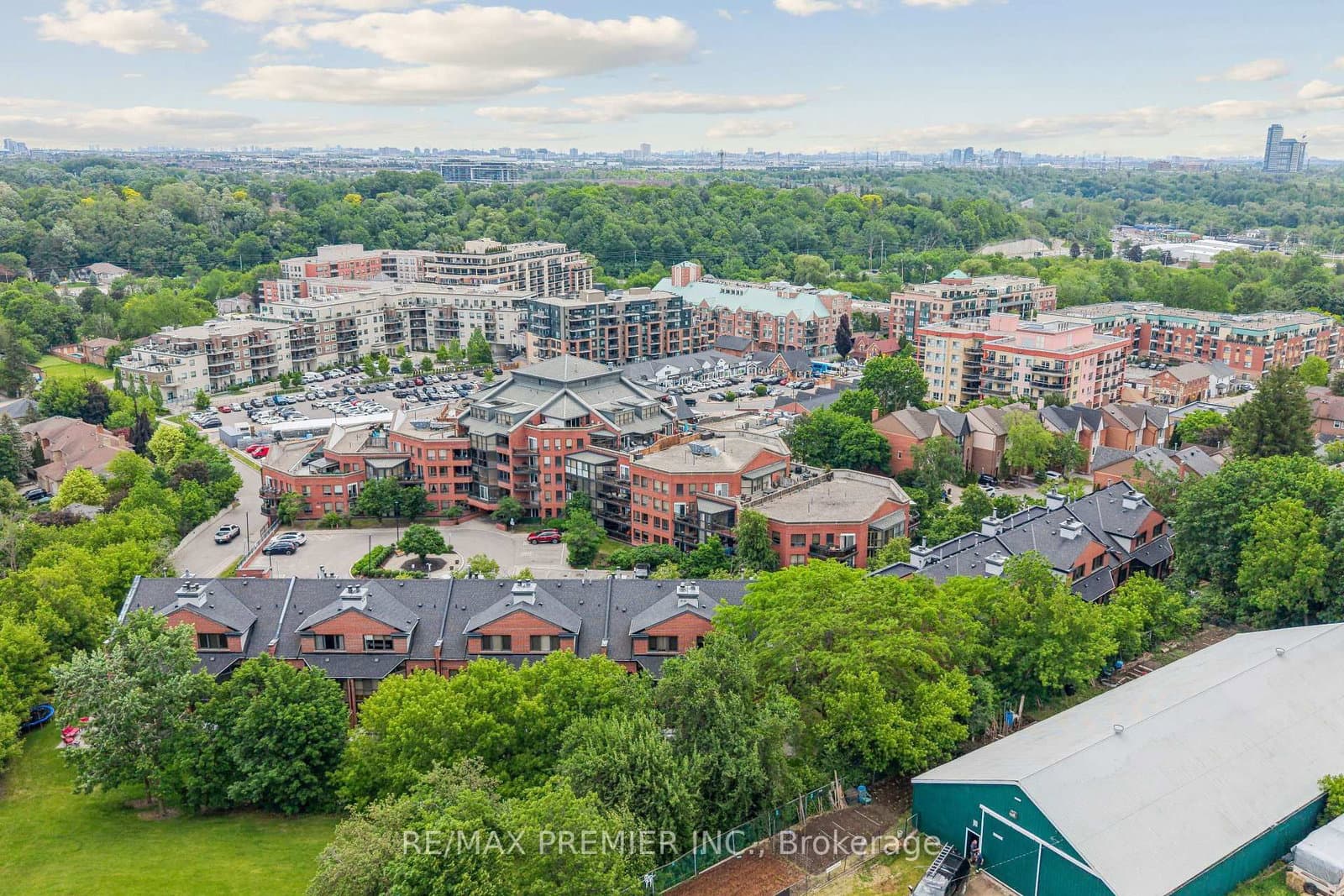 100 Arbors Lane, Unit 8 thumbnail 26