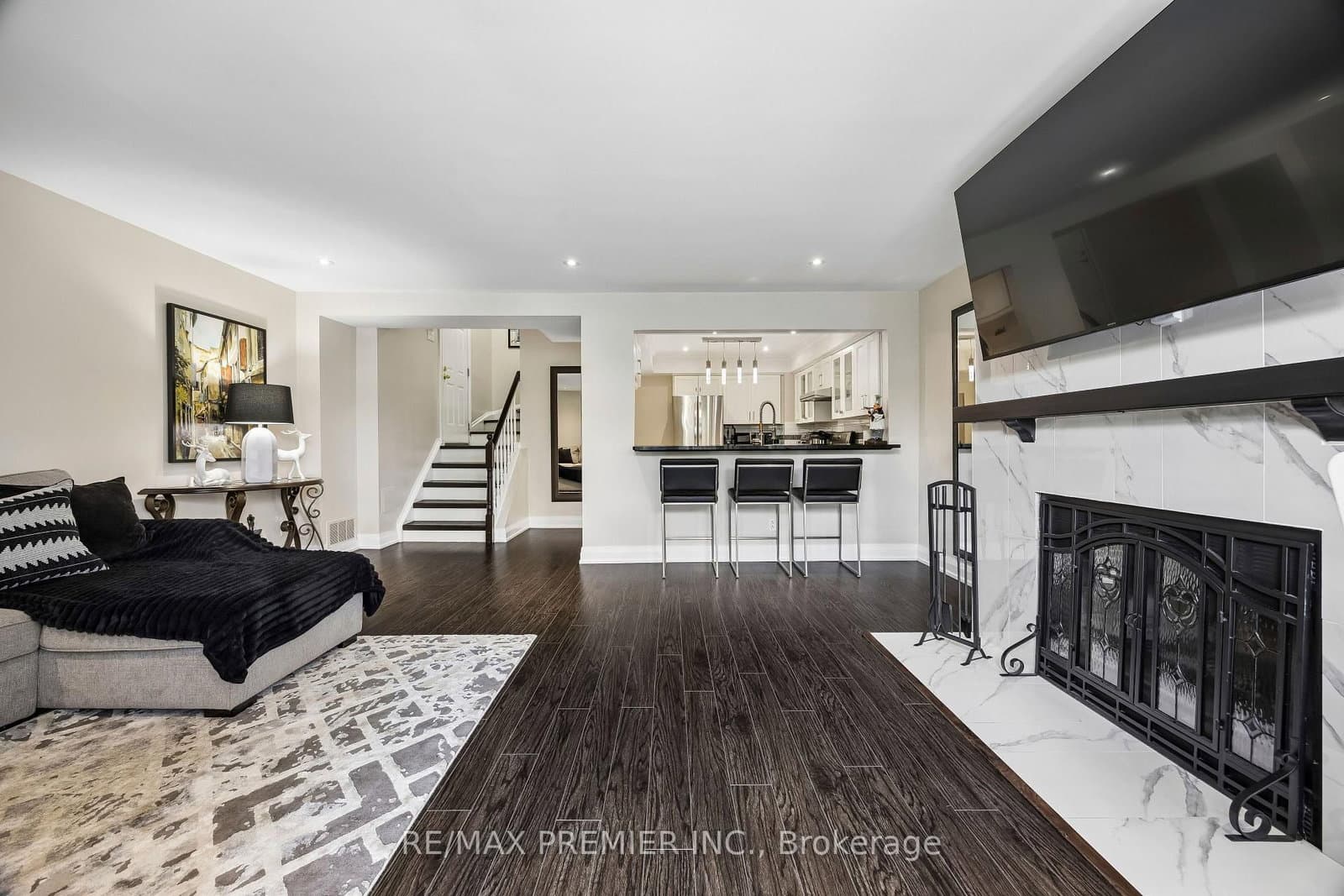100 Arbors Lane, Unit 8 thumbnail 33