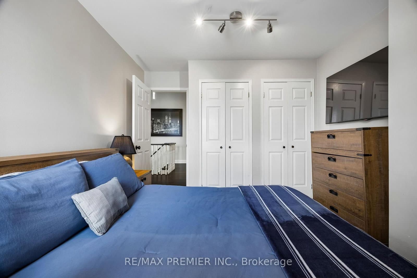 100 Arbors Lane, Unit 8 thumbnail 38