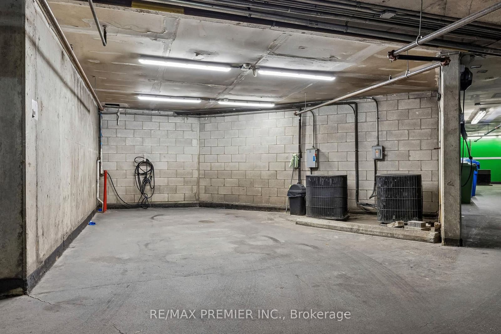 100 Arbors Lane, Unit 8 thumbnail 48