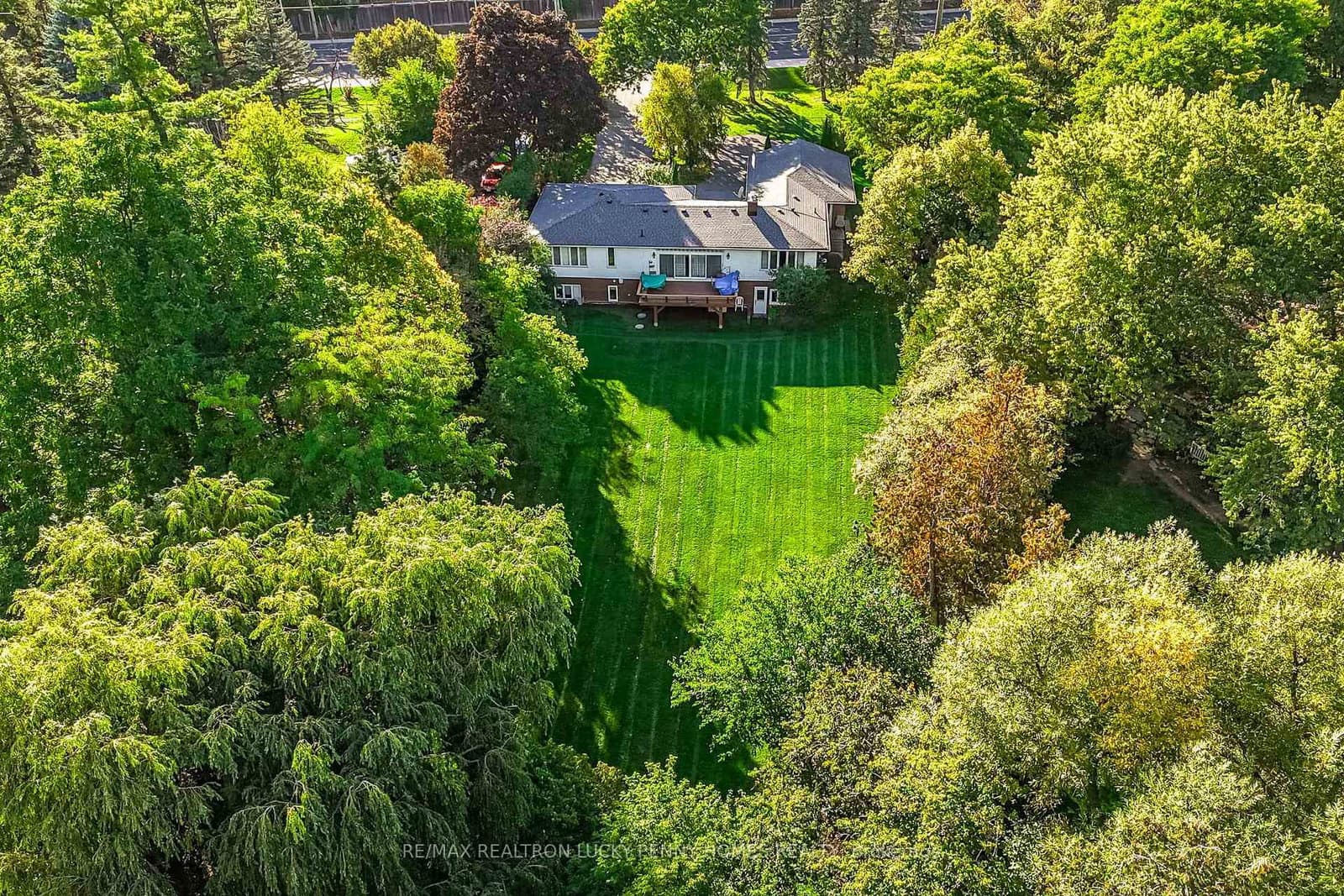 9799 Warden Avenue - Image 1